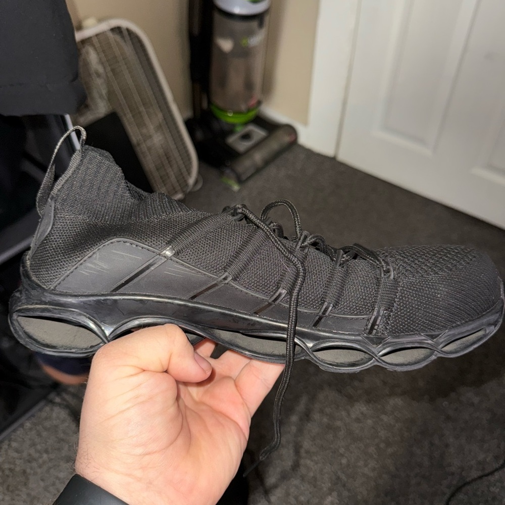 Black Athletic steel toe Sneakers